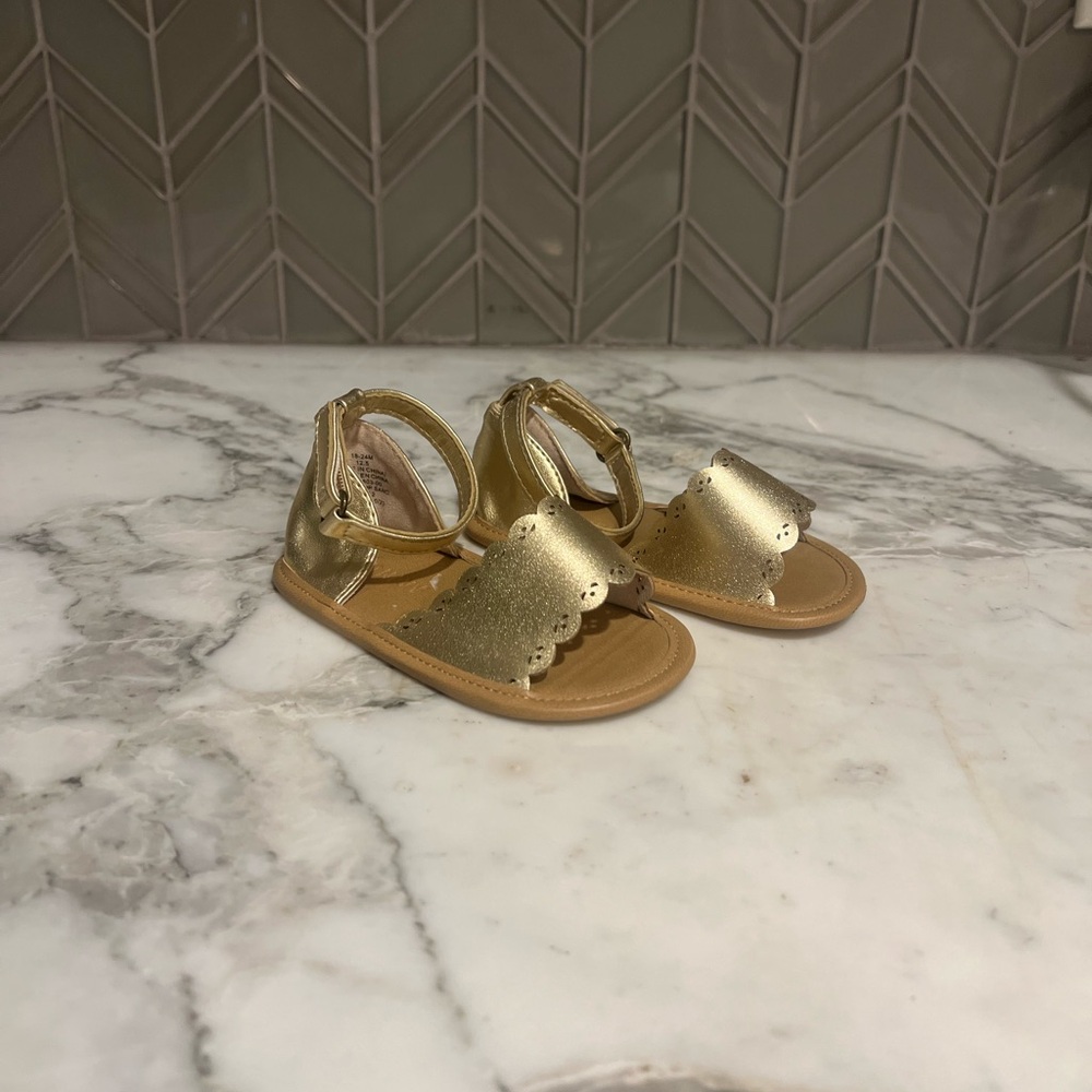 $7 ADD ON Old Navy 4C Gold Sandals 18-24M H&M Zara